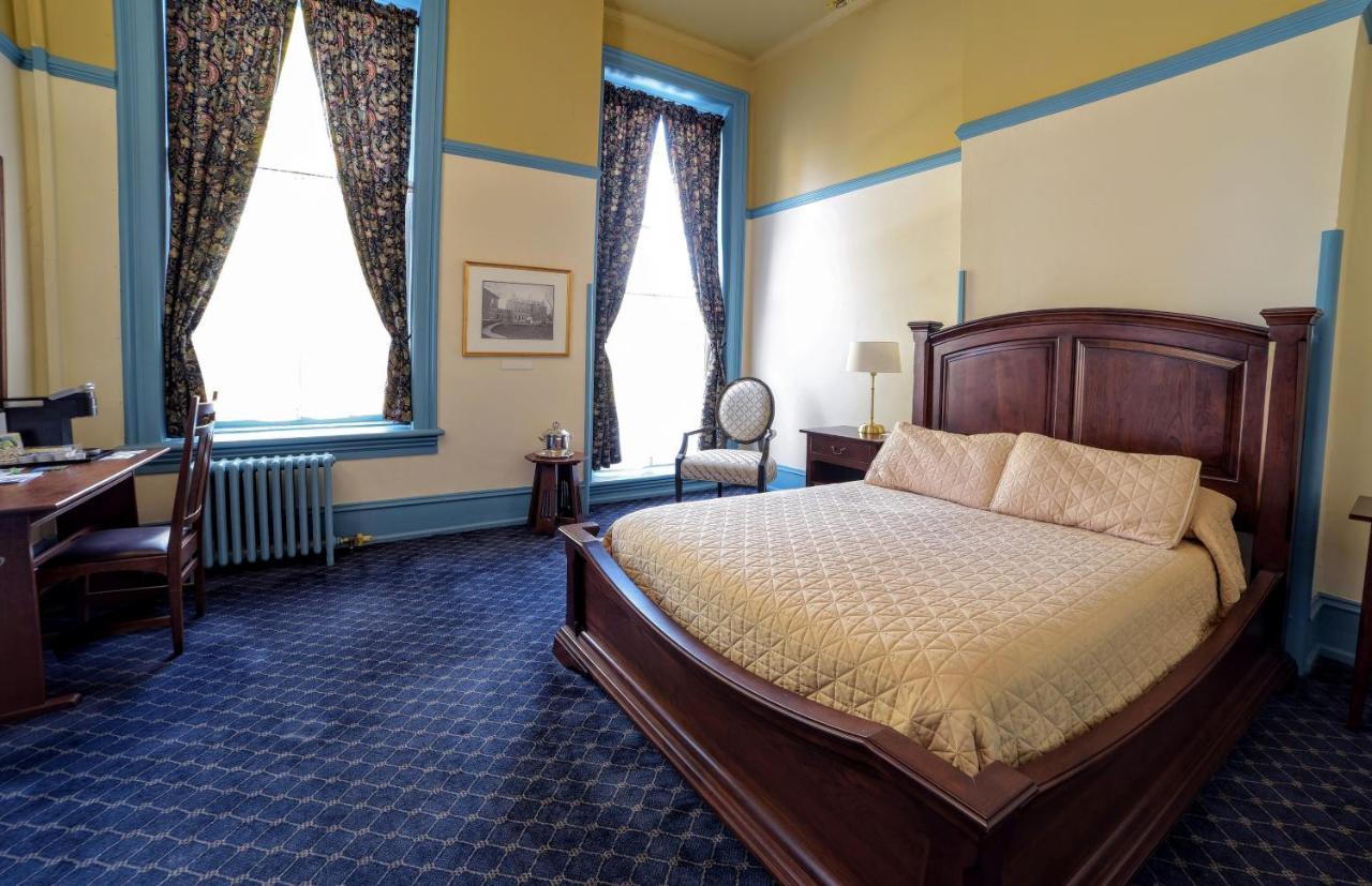 Oneida Community Mansion House Hotel Exterior photo